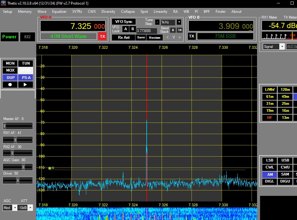 Radio Romania carrier spectrum with 2.10.3.8.jpg
