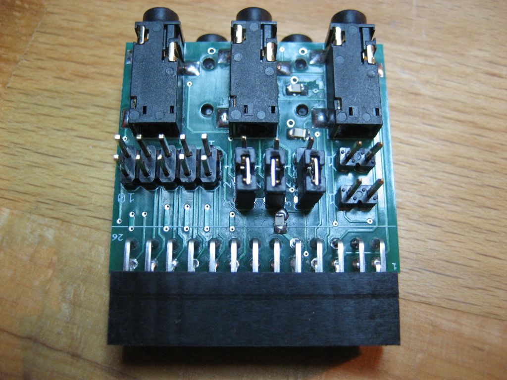 Hermes_Break_Out_Board_Top_b.JPG